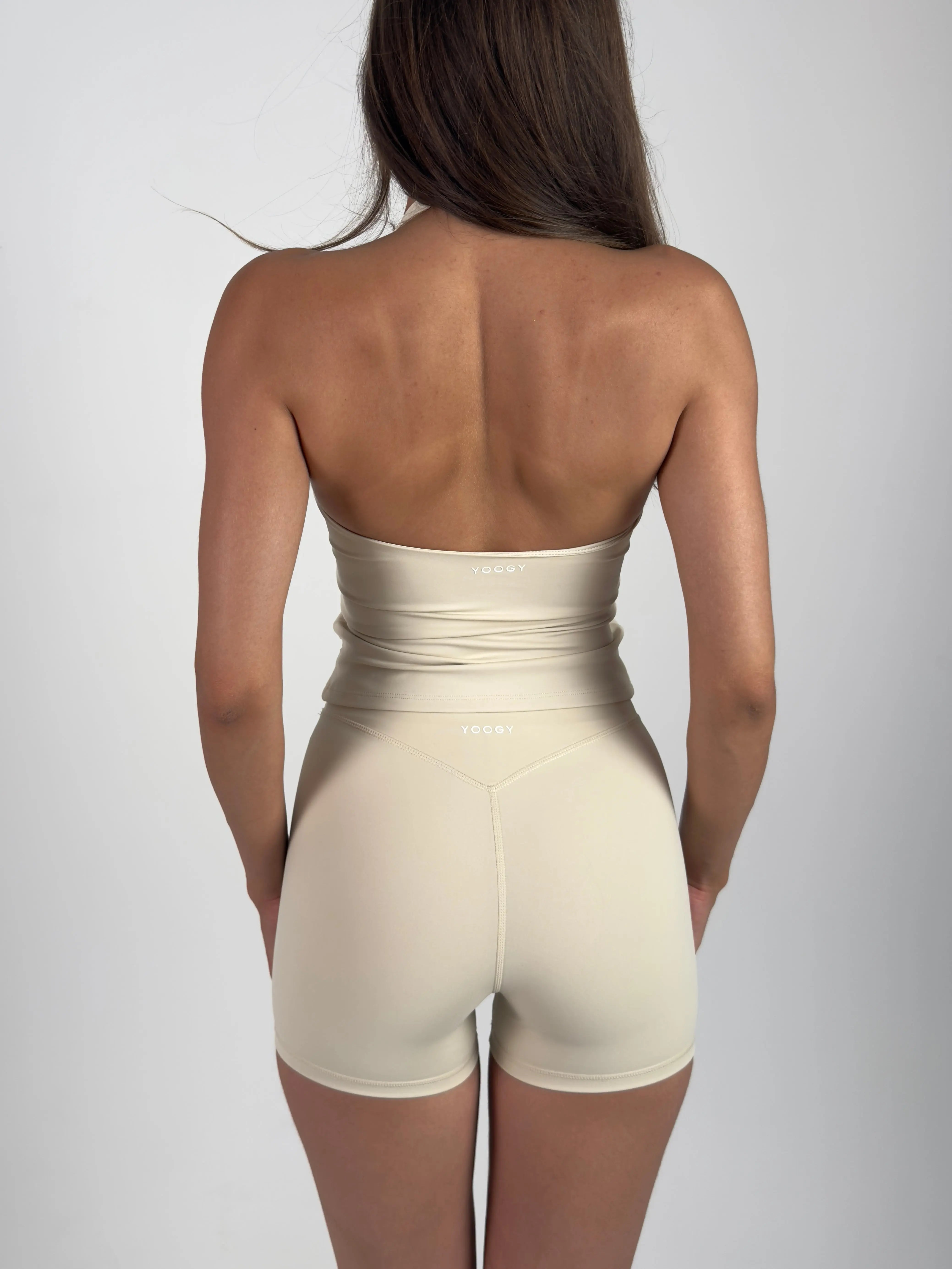 MELLISA SET, TOP + SHORTS Yoogy